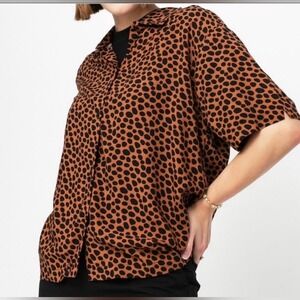 🔴Vans Wild Woven Argan Oil Cheetah print Button Up Shirt, Size S